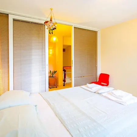 וילה Stone Clad La Maison P *