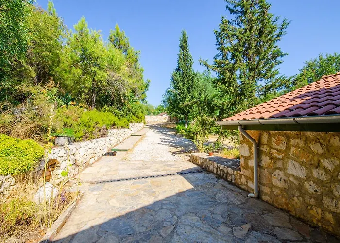 Stone Clad La Maison P فيلة